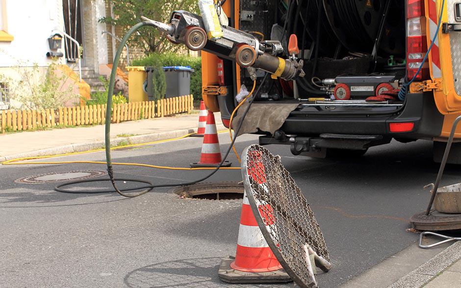 tarif plombier débouchage canalisation Péroy-les-Gombries